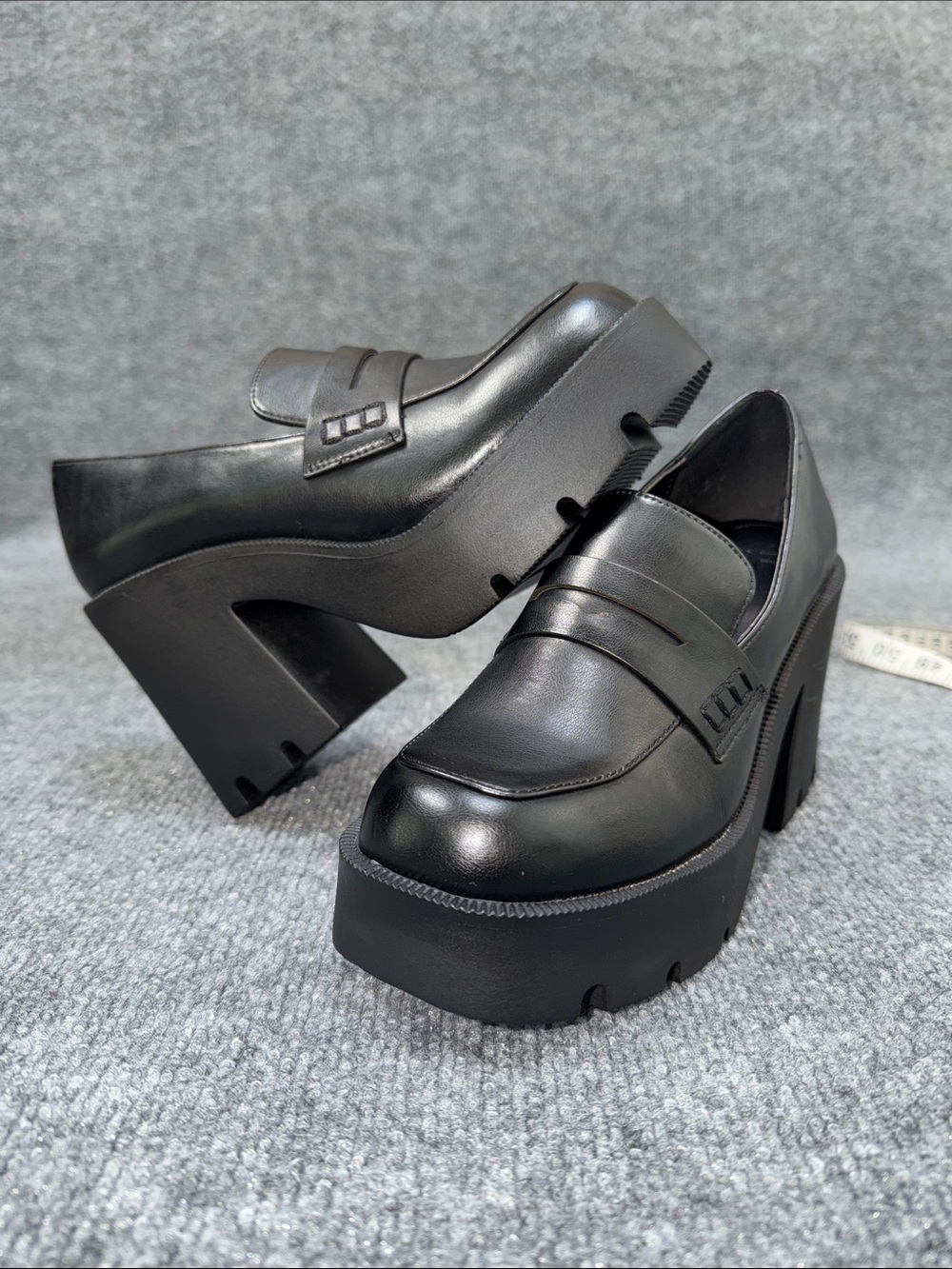 jf j.ferrar Women’s Black Leather Penny Loafers